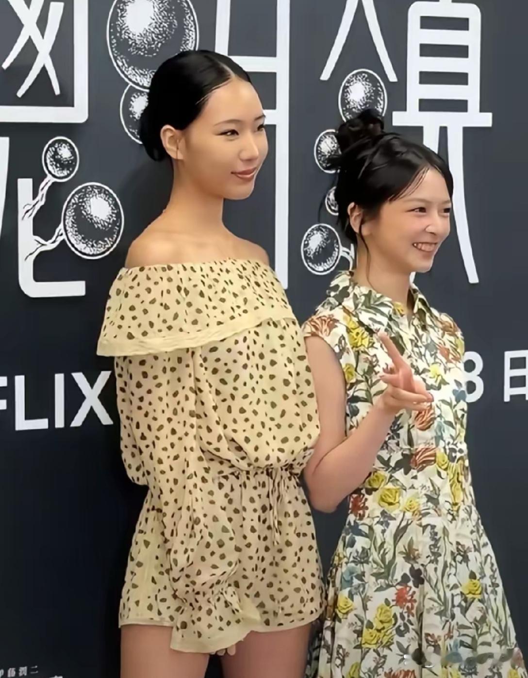 小S大女儿长得真成熟啊，她才20岁。 