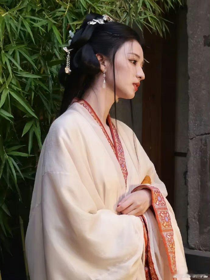 王楚然离了古装就不行 ​​​