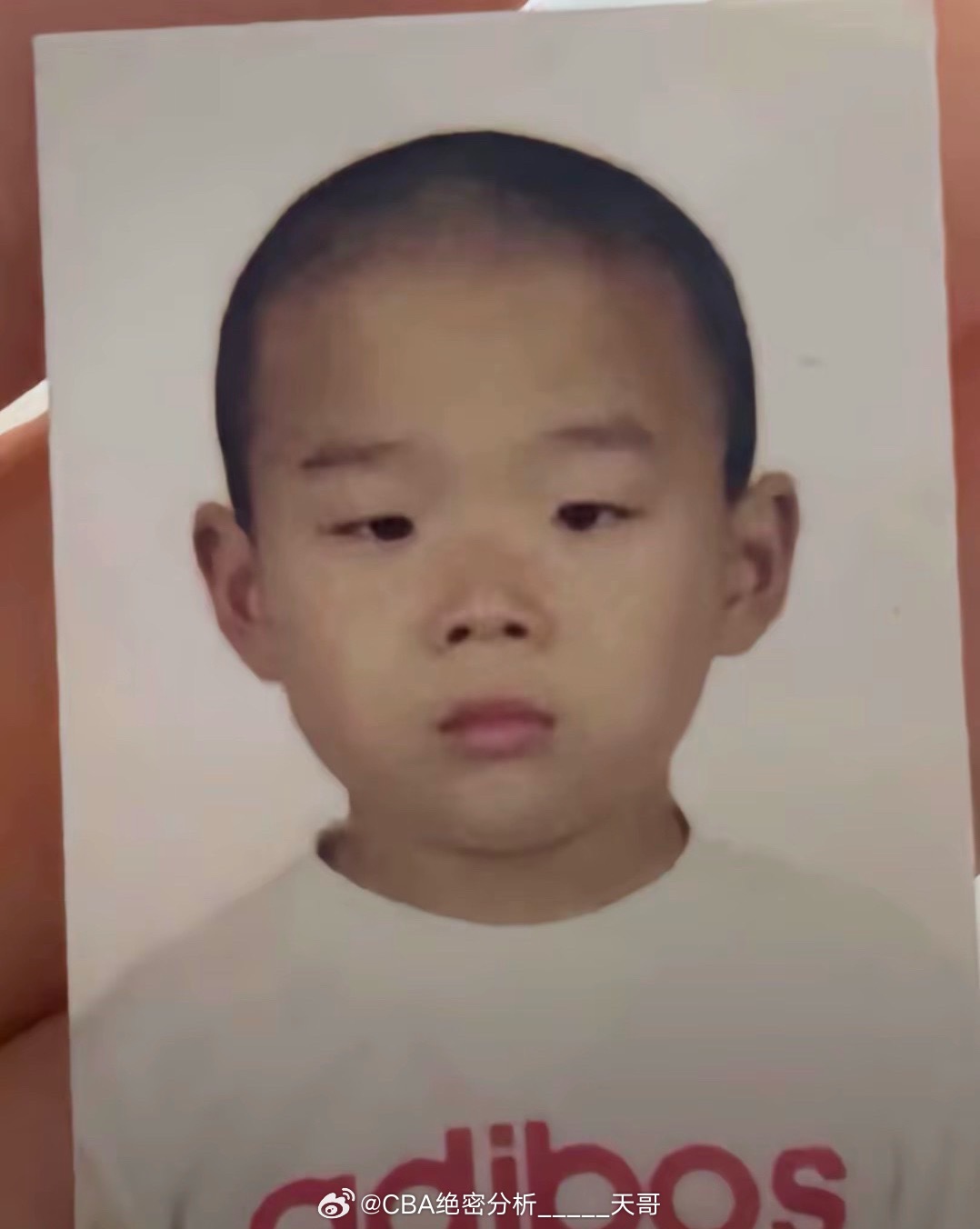 简单聊聊林葳从横空出道，葳少就自带球星光环。生涯第一场CBA，绝杀天津。第二年，
