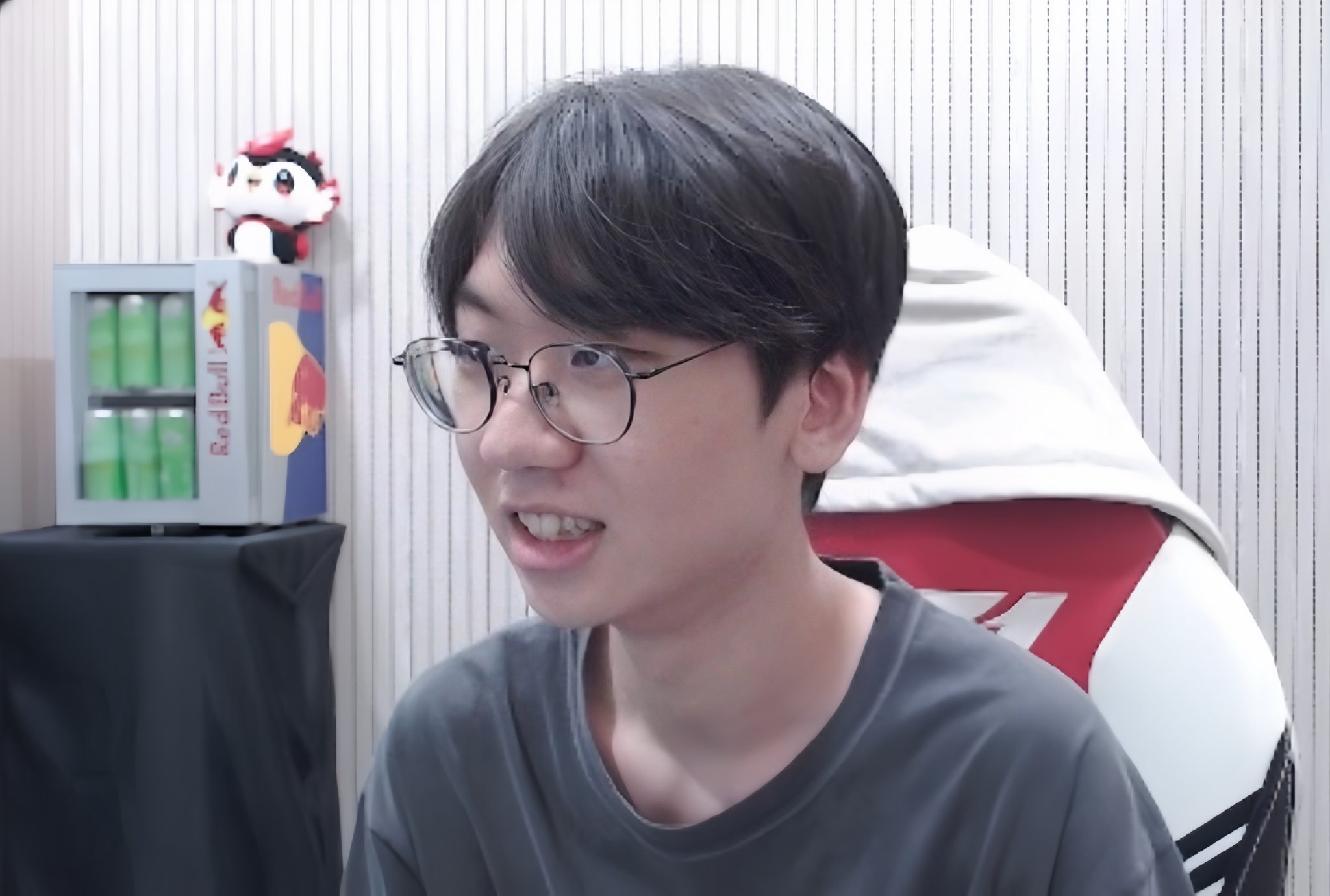 Doran多兰最终T1冠军皮肤选择了安蓓萨。