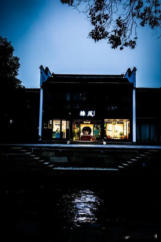 对对子可太有意思啦！看到“清清楚楚看清楚”这个上联，我脑袋里就开始疯狂运转。“清