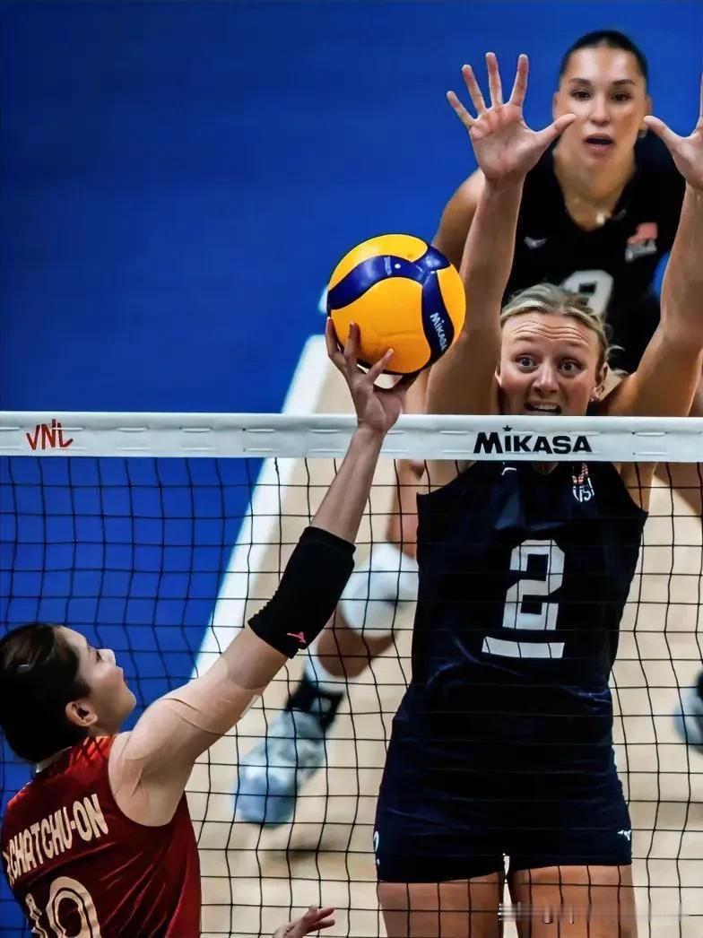 2024世界女排联赛最新🆕赛况:
5月16日
(巴西里约热内卢赛区)
美国女排