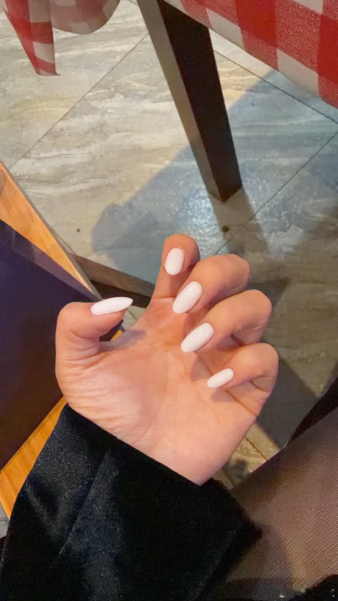 今天做了4个项目，参加了一个私享展我觉得我的时间利用已经很极致啦hhh种了睫毛-