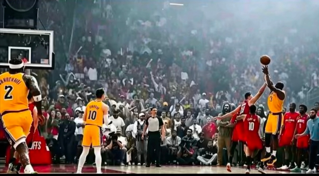 我们都有一个篮球梦！这样的詹姆斯，谁能不爱？看一场少一场，好好珍惜他的每一场比赛