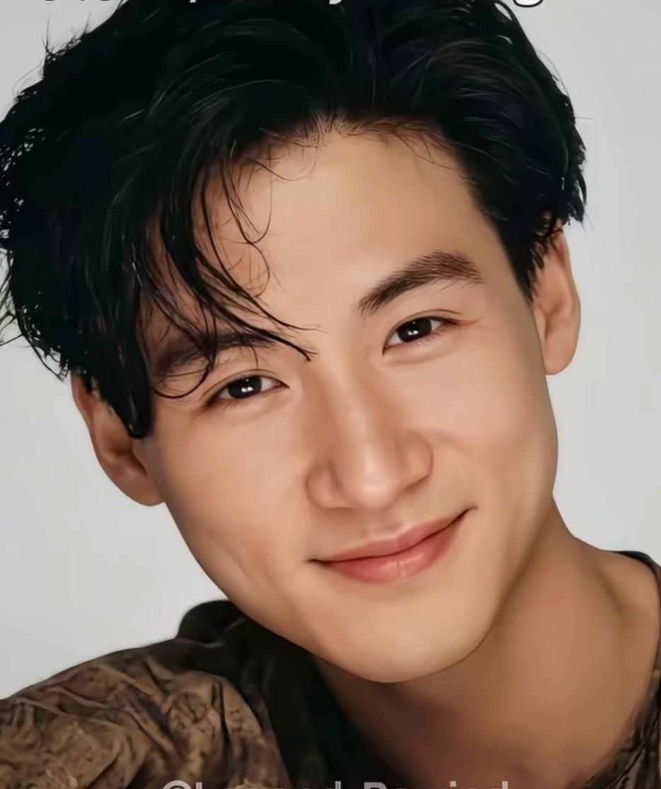 大家有没有这样的感觉，张学友的颜值在四大天王里是最不值得一提的，但你发现没有他是