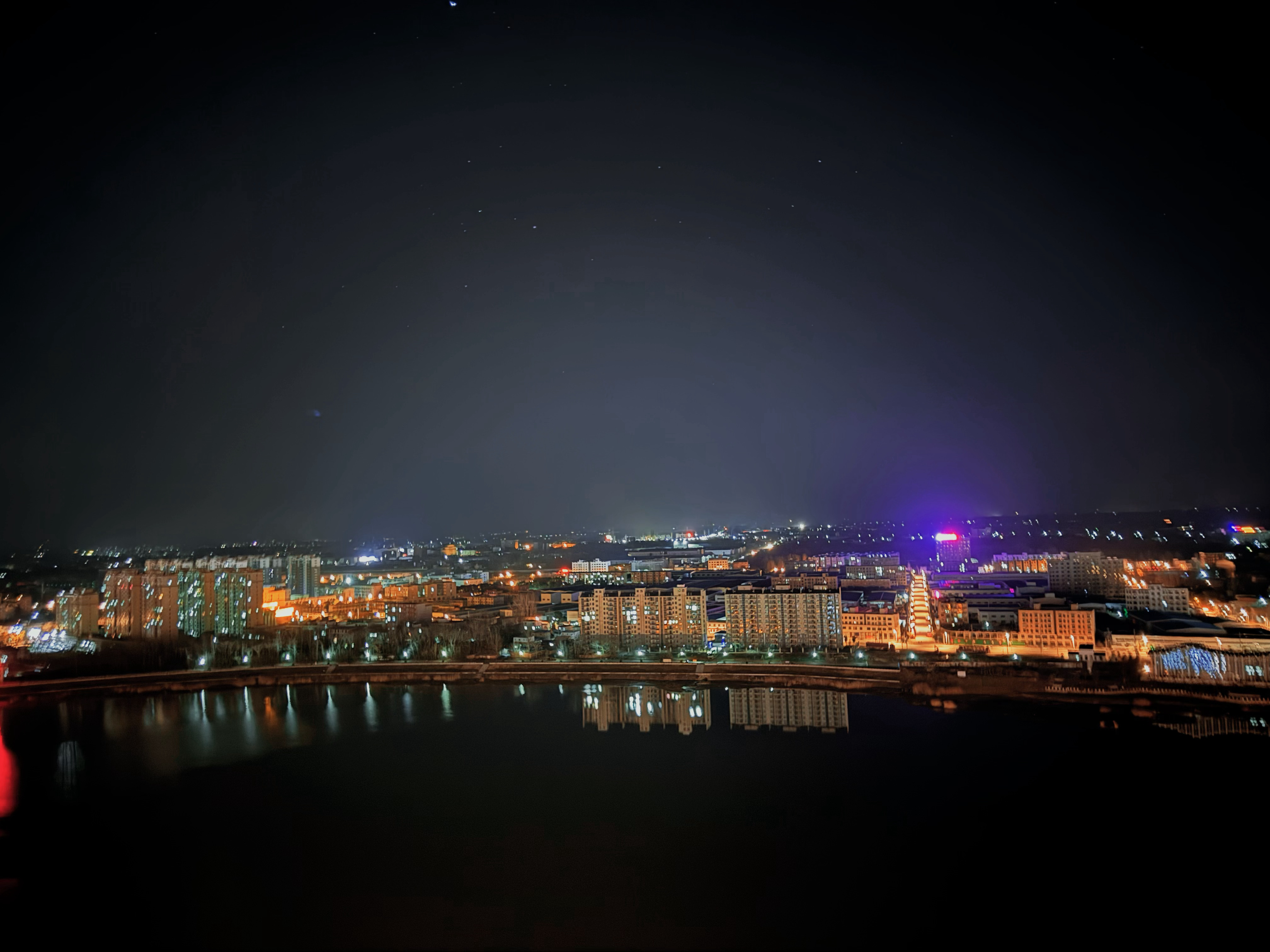 老家的夜景也不错#情感##新春幸福指南#  ​​​