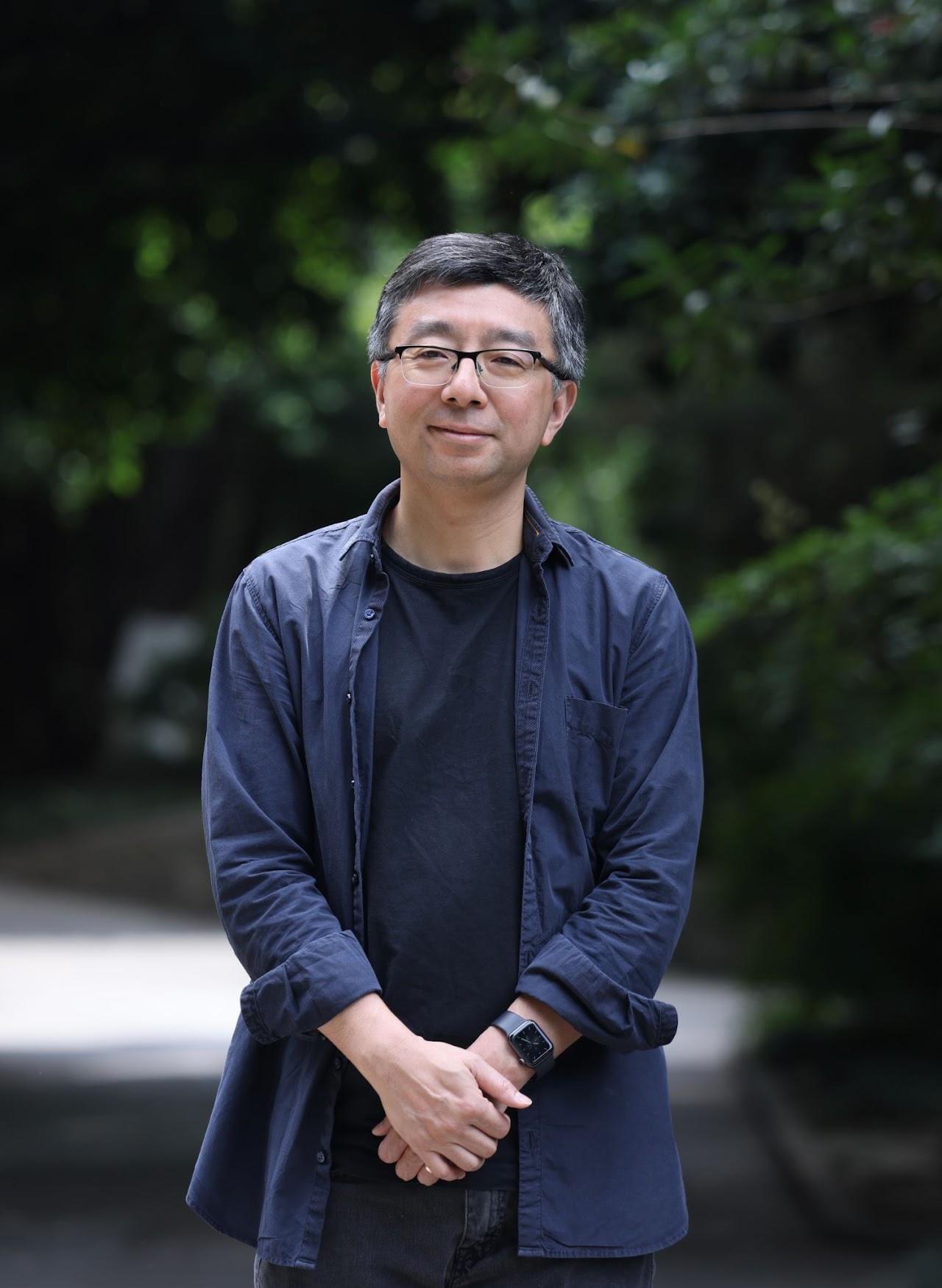 南京大学数院官网显示“院长暂无”！喻良名字仍在教授名单中