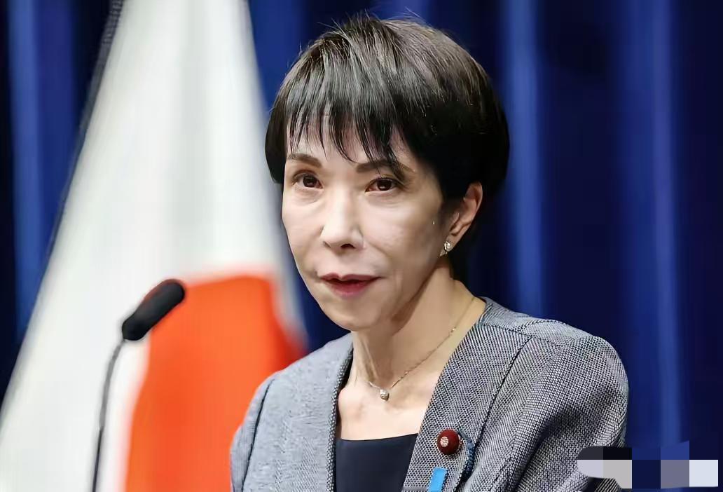 彻底坐不住了！
针对中国宣布对出口日本的两用物项实施禁令，日本内阁官房长官木原稔