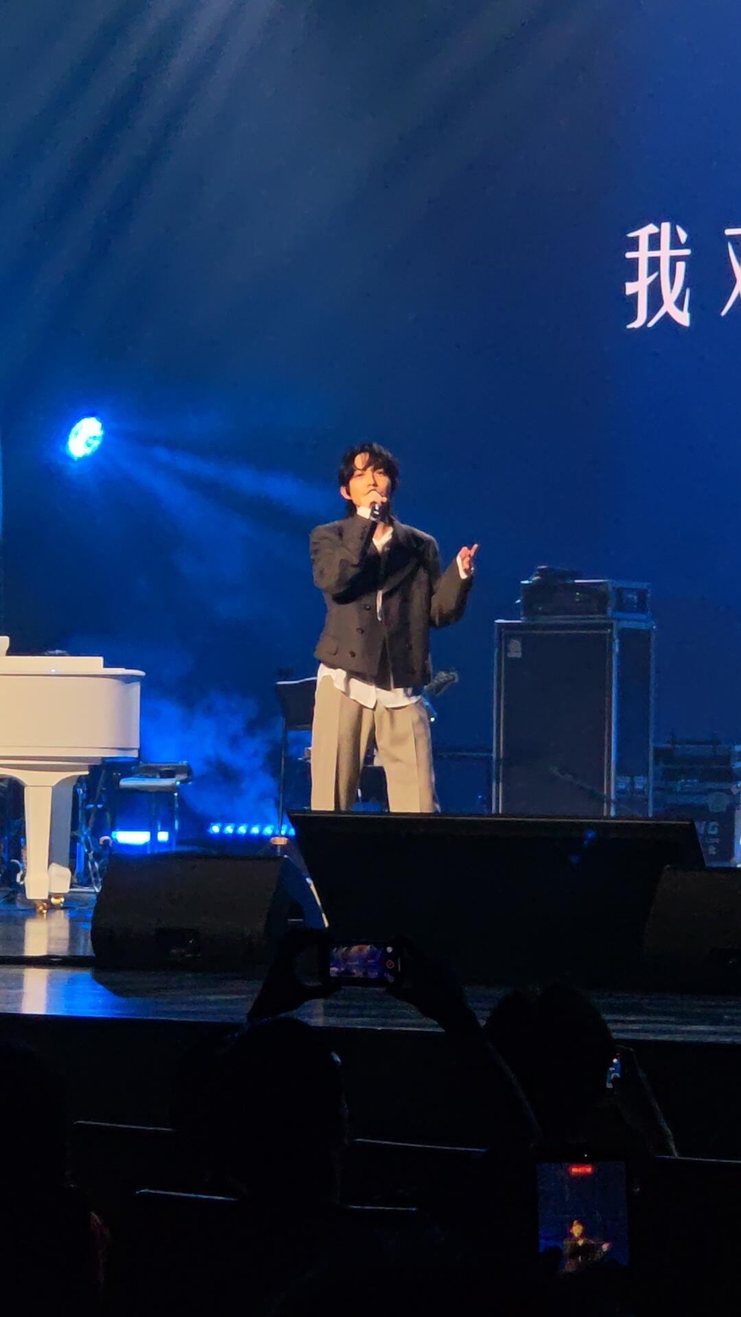 林宥嘉全世界最尊重我耳朵的人林宥嘉在作曲人面前唱早开的晚霞 他一张嘴我鸡皮疙瘩就