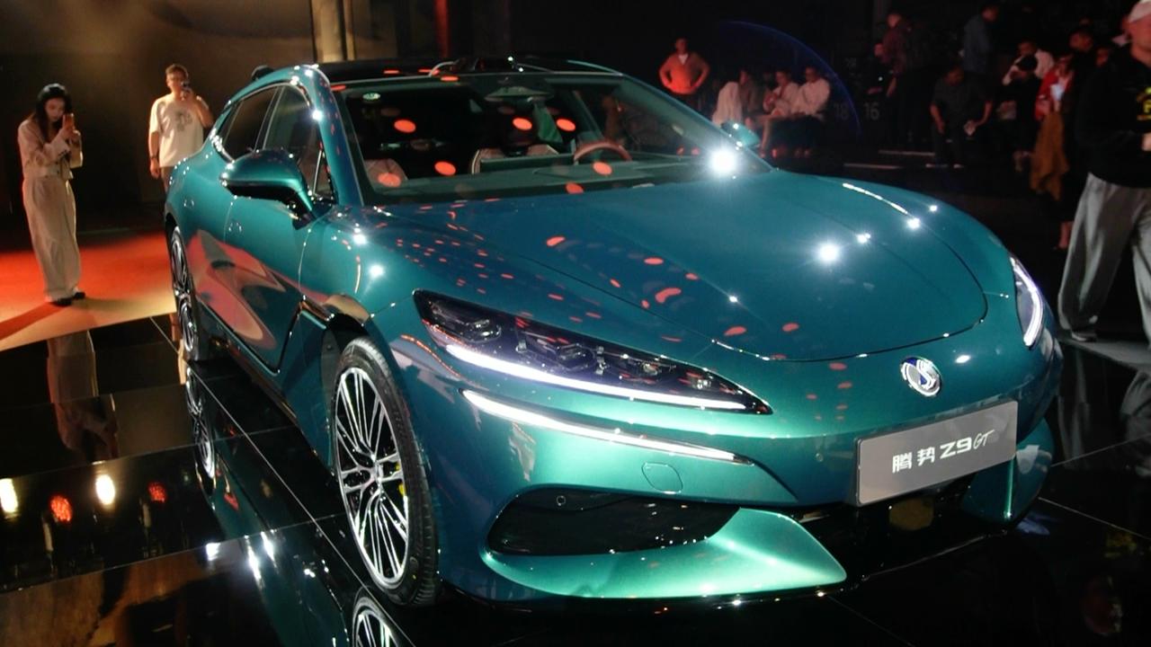 全新腾势Z9GT已经上市一段时间了，今天去体验了一下新款，发现它外观和内饰上也做