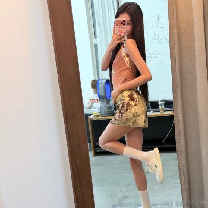 孙怡原来孙怡声音这么好听乘风2026不止颜值在线嗓音更绝，说话秒切御姐音，孙怡百