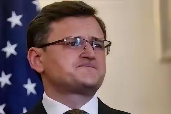 大实话！乌前外长摊牌：俄乌停火，乌克兰或丢领土

    别再自欺欺人了！202