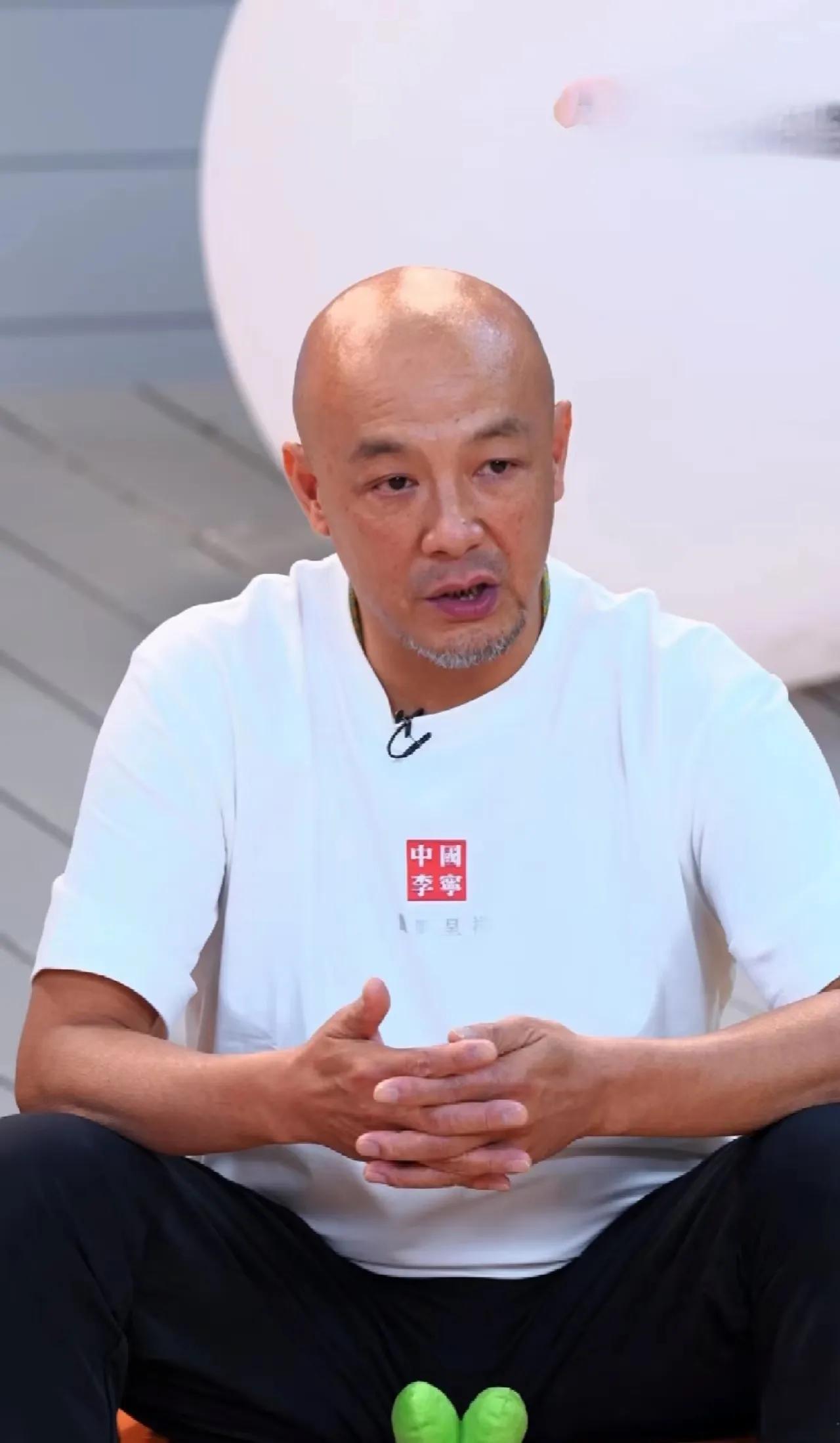 肖指导，太难了！

第一，国乒混双只能上“一对”组合，这压力谁顶得住？
第二，混