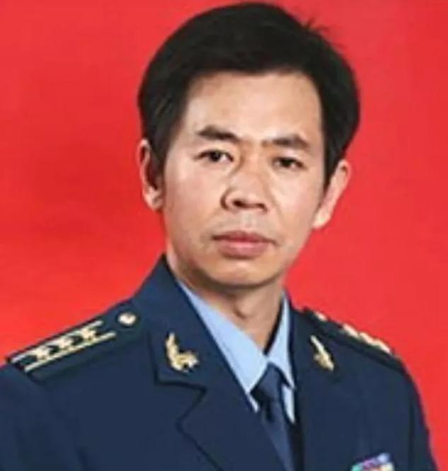 “敌人打到家门口了，还不敢开第一枪？”戴旭曾直言对美国根本就不用怕 ，面对美国的
