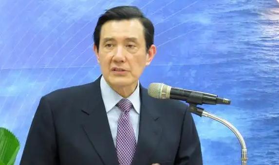 8 月 4 日，马英九的一句话，又在两岸炸开。他说：“若大陆统一不和平、不民主，
