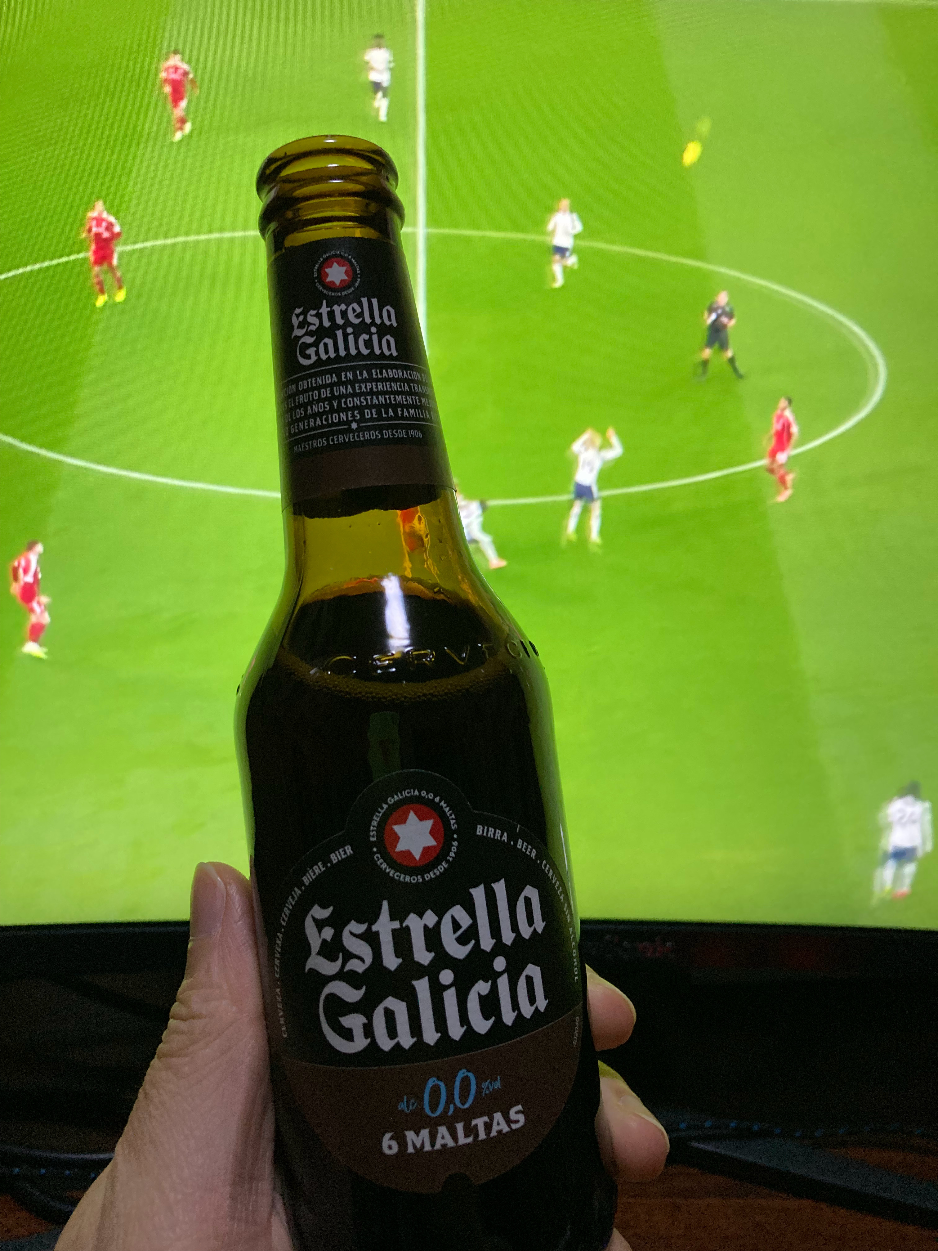 巧了，之前喝过一款无醇红葡萄酒，也是西班牙出的 