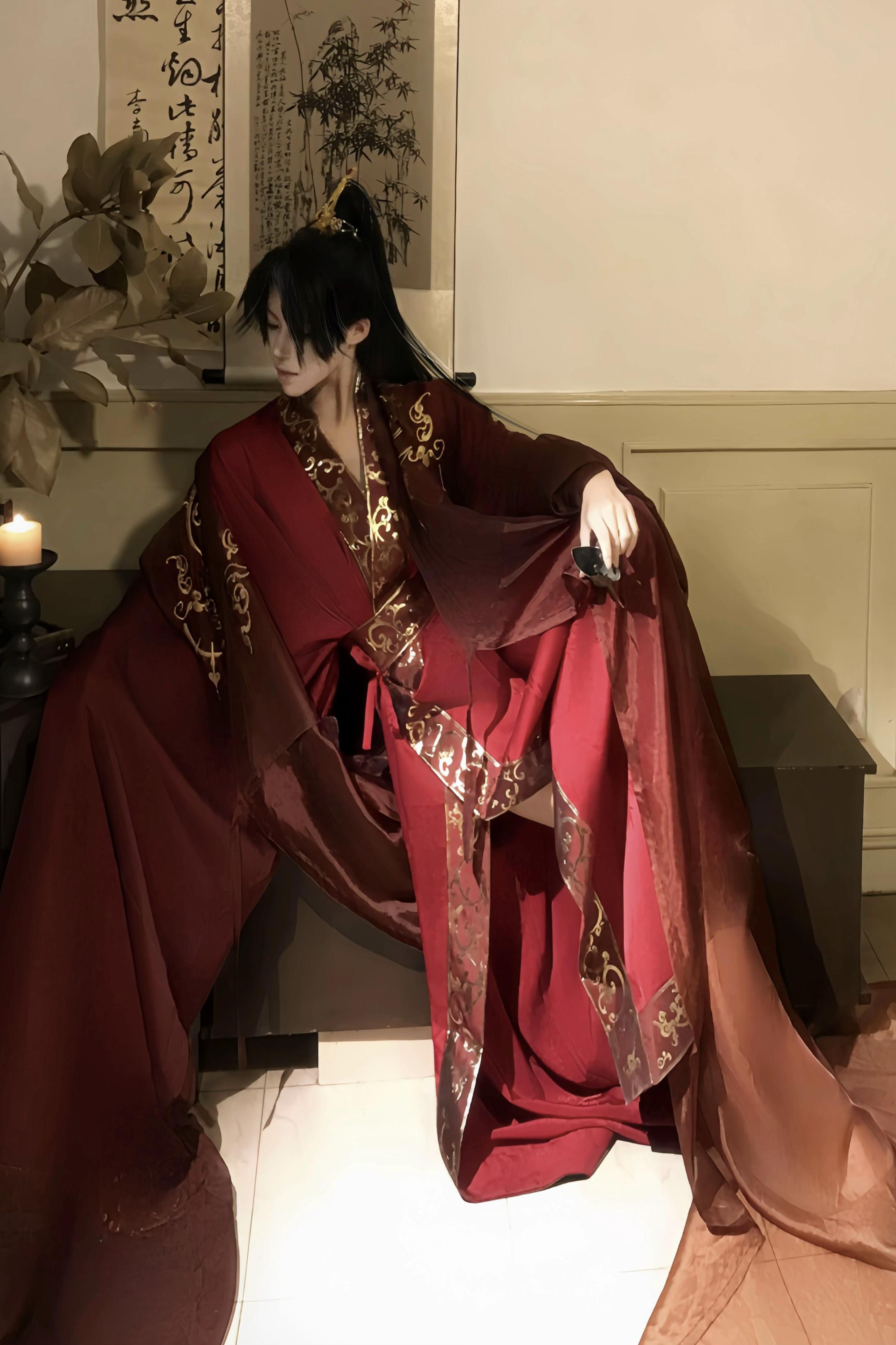 从此君王不早朝。