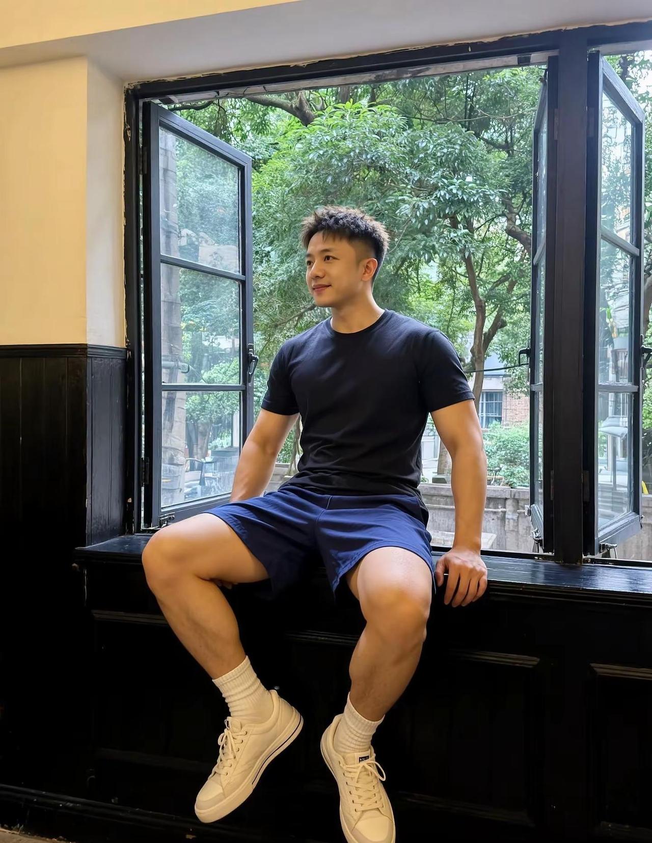 昨晚emo啦，今早起来依旧满血复活理想男友身材