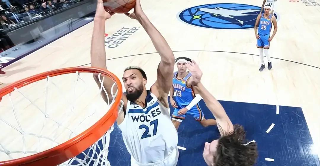 戈贝尔连续两个赛季成为NBA第一个触发健康与安全协议的球员，这项纪录恐将难以被其