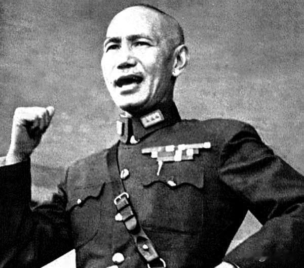 1946年11月，国民党南京制宪国大召开。会上，蒋匀田提出大会是国民大会，不应只