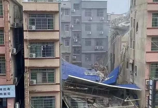 造成54人死亡的长沙 4·29 特别重大居民自建房倒塌事故，调查报告公布：4 名