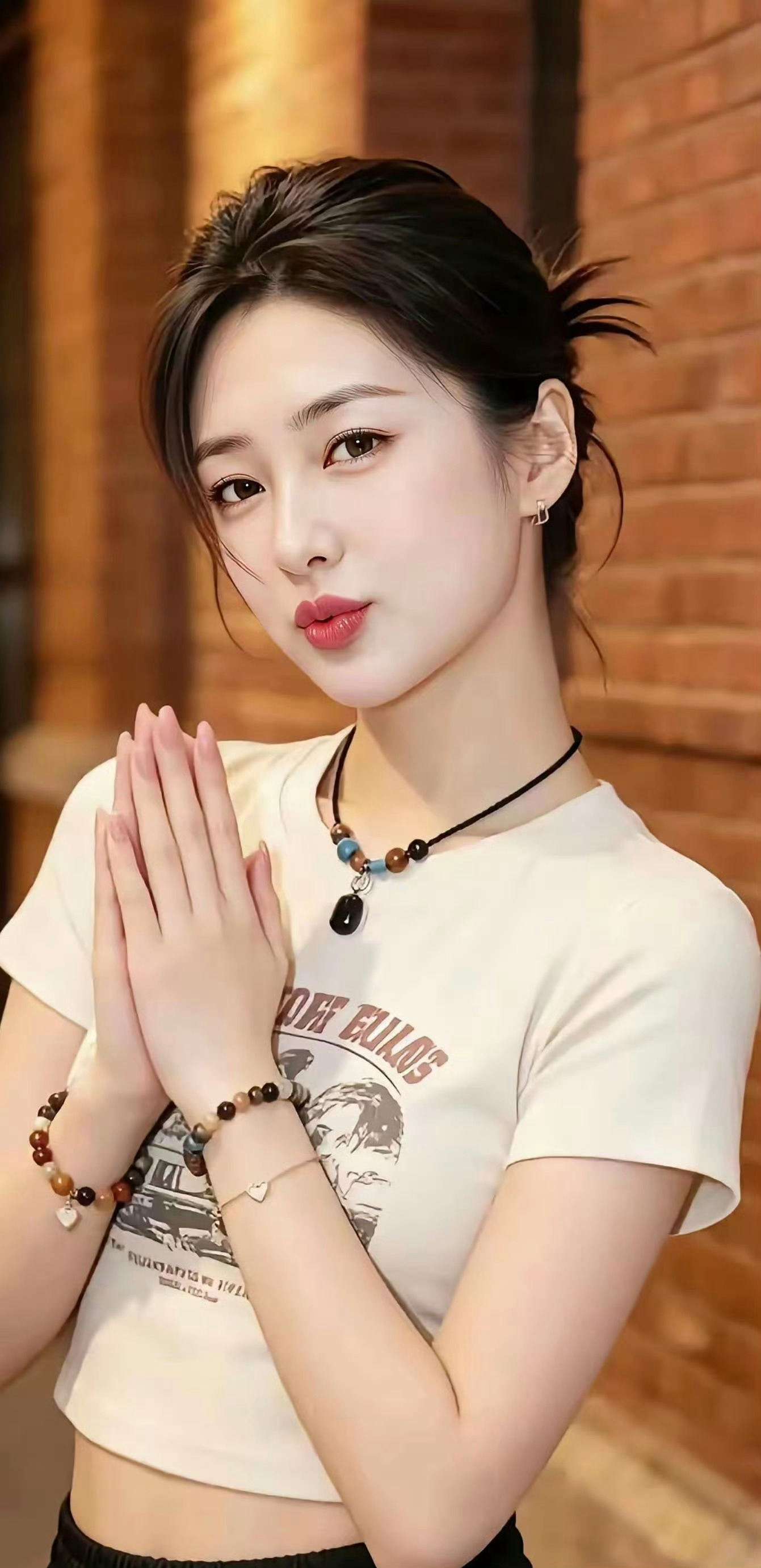 逐渐的意识到，人生很多问题不是用来解决的，而是用来接受的。当你不再挣扎的那一刻起