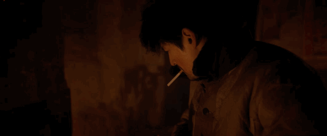 胡歌新片抢发当卷王刚知道《三滴血》定档了，胡歌演的那个驯鹿看起来神秘兮兮的，海报