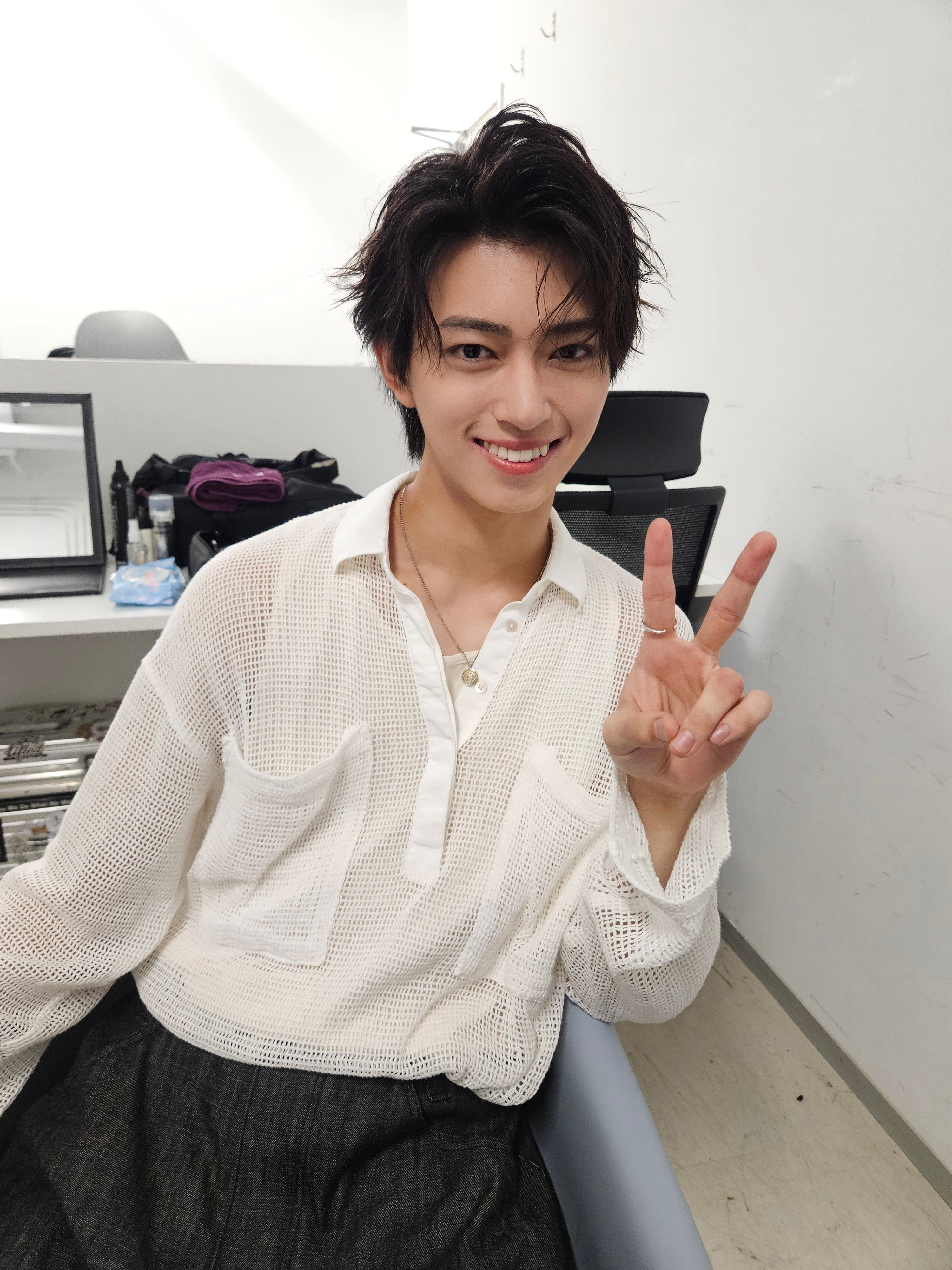 鈴木秀脩（間もなく、初海外・初香港でのイベントスタートです👍✨鈴木秀脩ゴジュウ