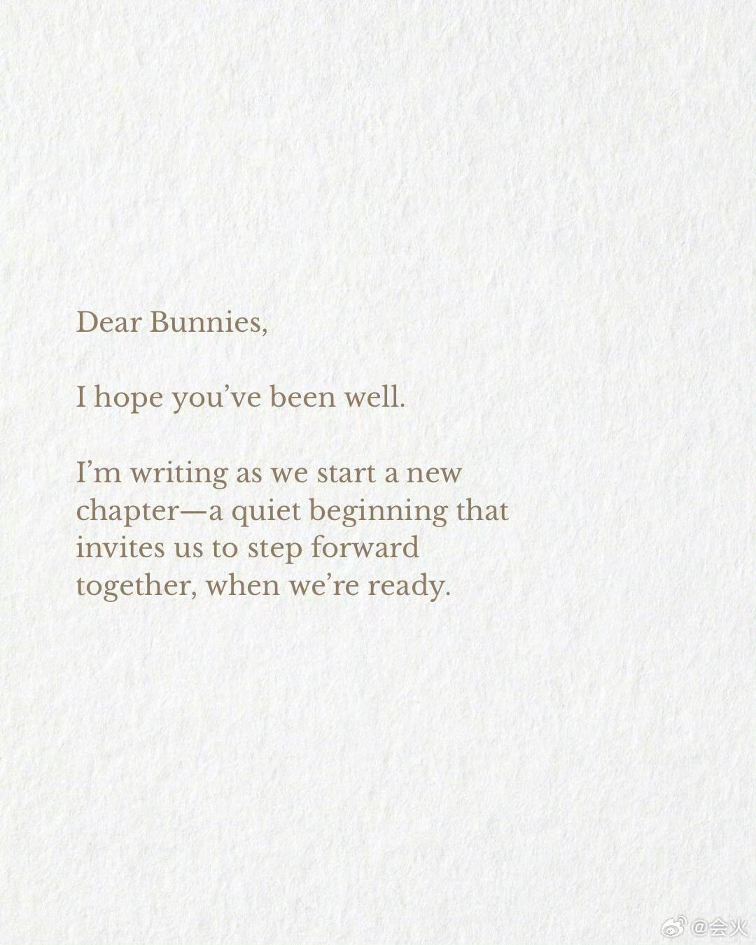 “minji、hanni、haerin和hyein永远是我的家——我的家人。无论