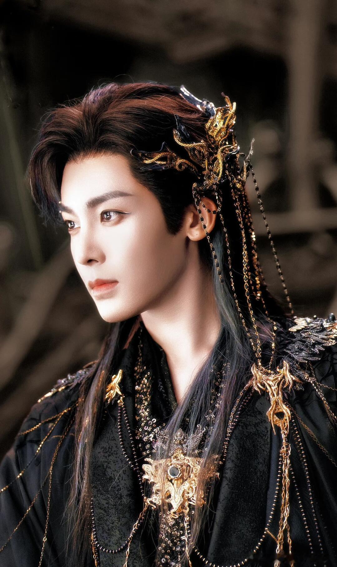 侯明昊人生镜头上新了 侯明昊演的《淮水竹亭》里的痴情大妖太绝了！又帅又深情，说“