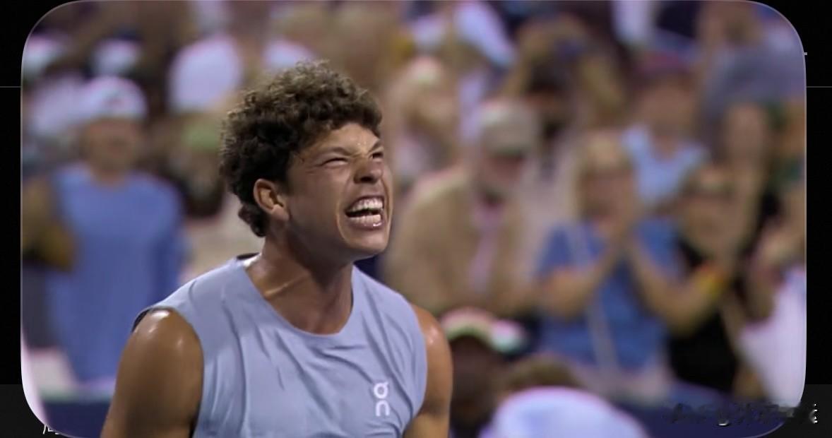 ATP500华盛顿站男单次轮比赛，智利塔比洛6-3、7-6(6)战胜法国阿特马纳