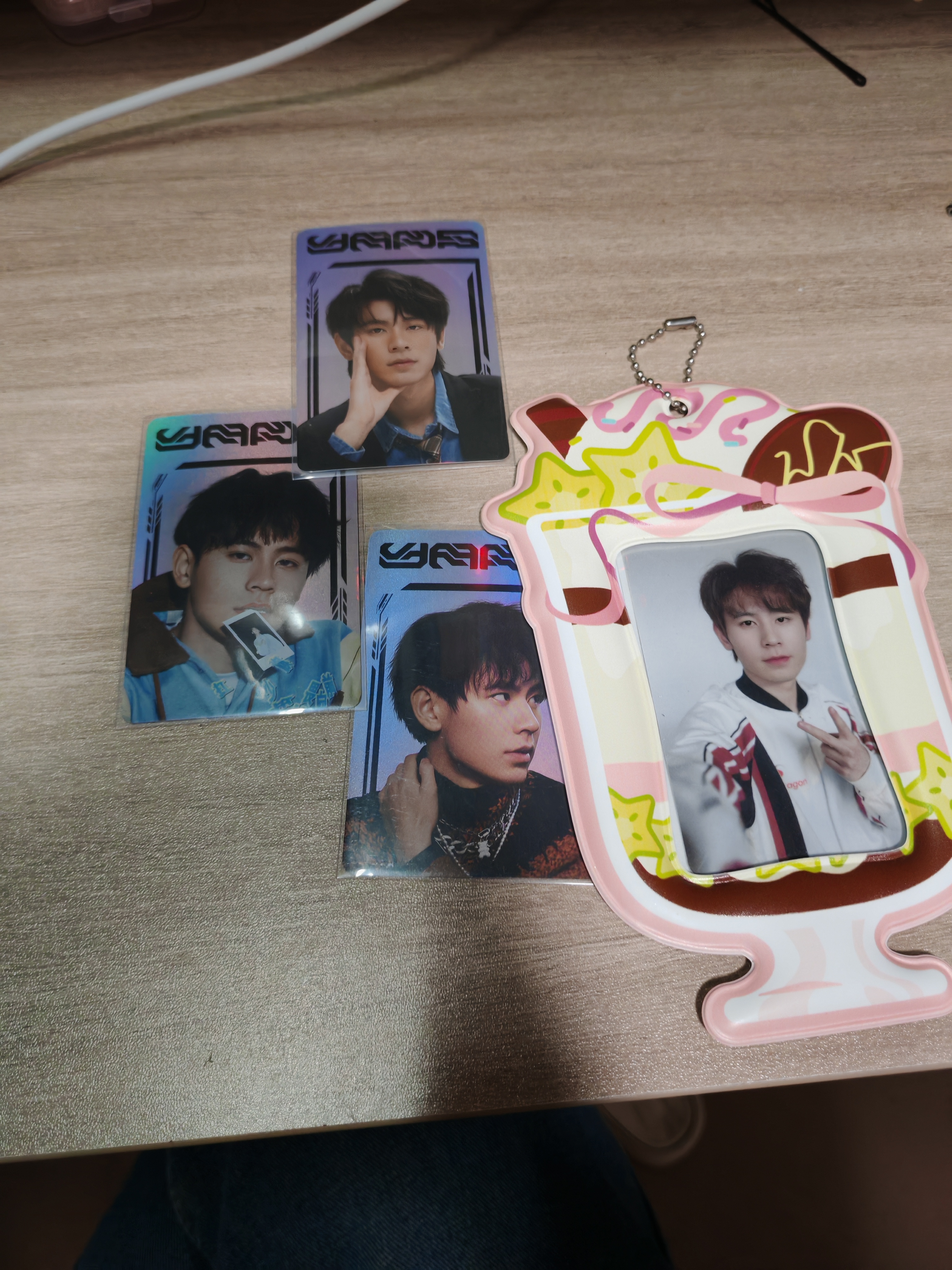 收卡卖家给我塞了一张huq老公