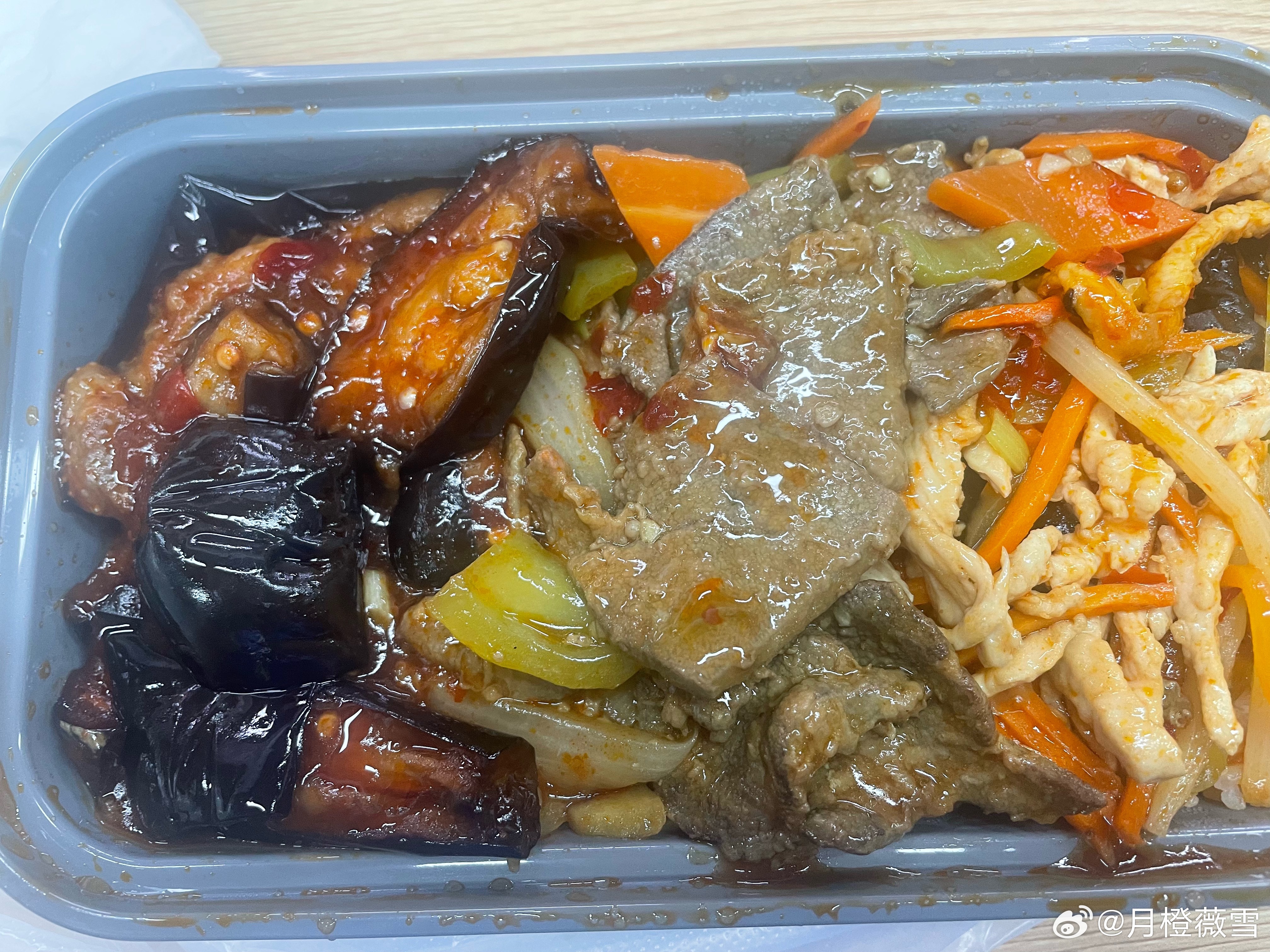 吃饭了，今天的菜系我喜欢 