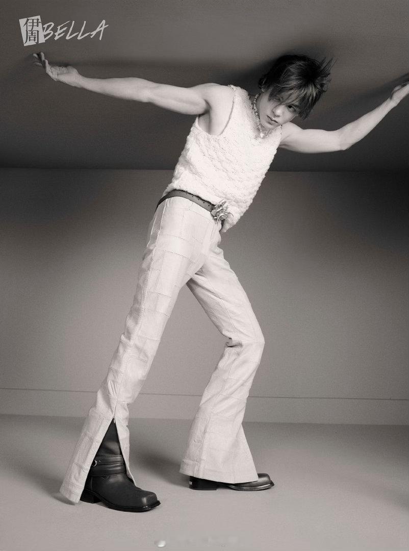 曾舜晞痛楼堪比神图制造机 今天直接被曾舜晞杭州痛楼的图狠狠戳中了。每一张都好看到