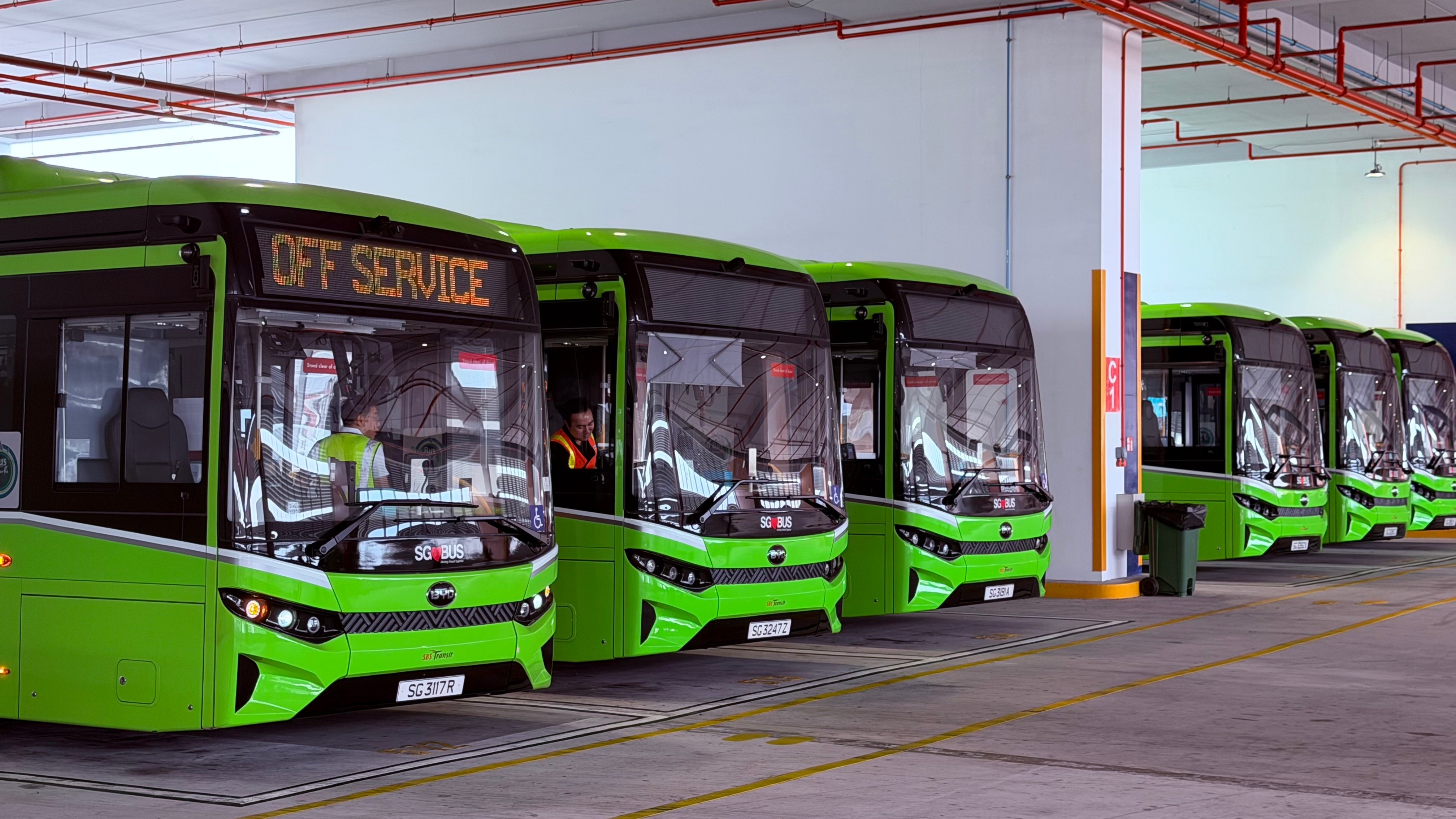 比亚迪不只是乘用车卖的好，商用车也是市场领先，很多地方的新能源公交车和大巴都是比