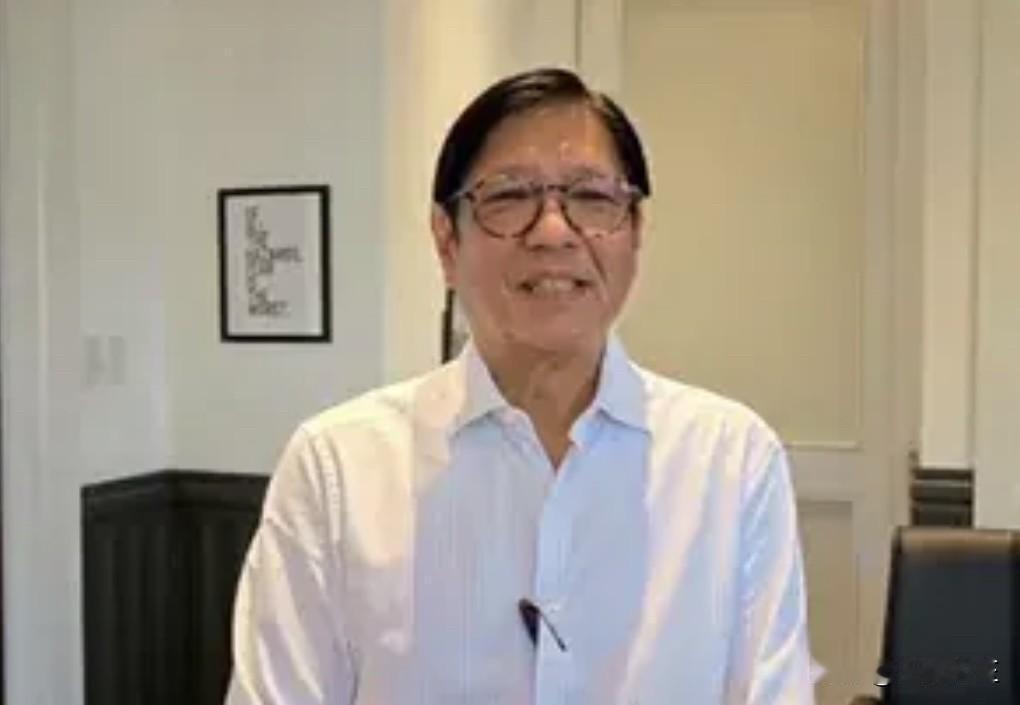 菲律宾总统小马科斯于周四向公众通报其健康状况，此前数小时，菲律宾总统府宣布他于前