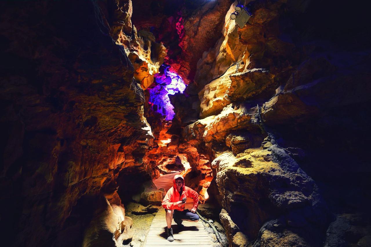 #大自然的鬼斧神工 #溶洞 #旅行推荐官 #喀斯特地貌 #贵州旅游景点