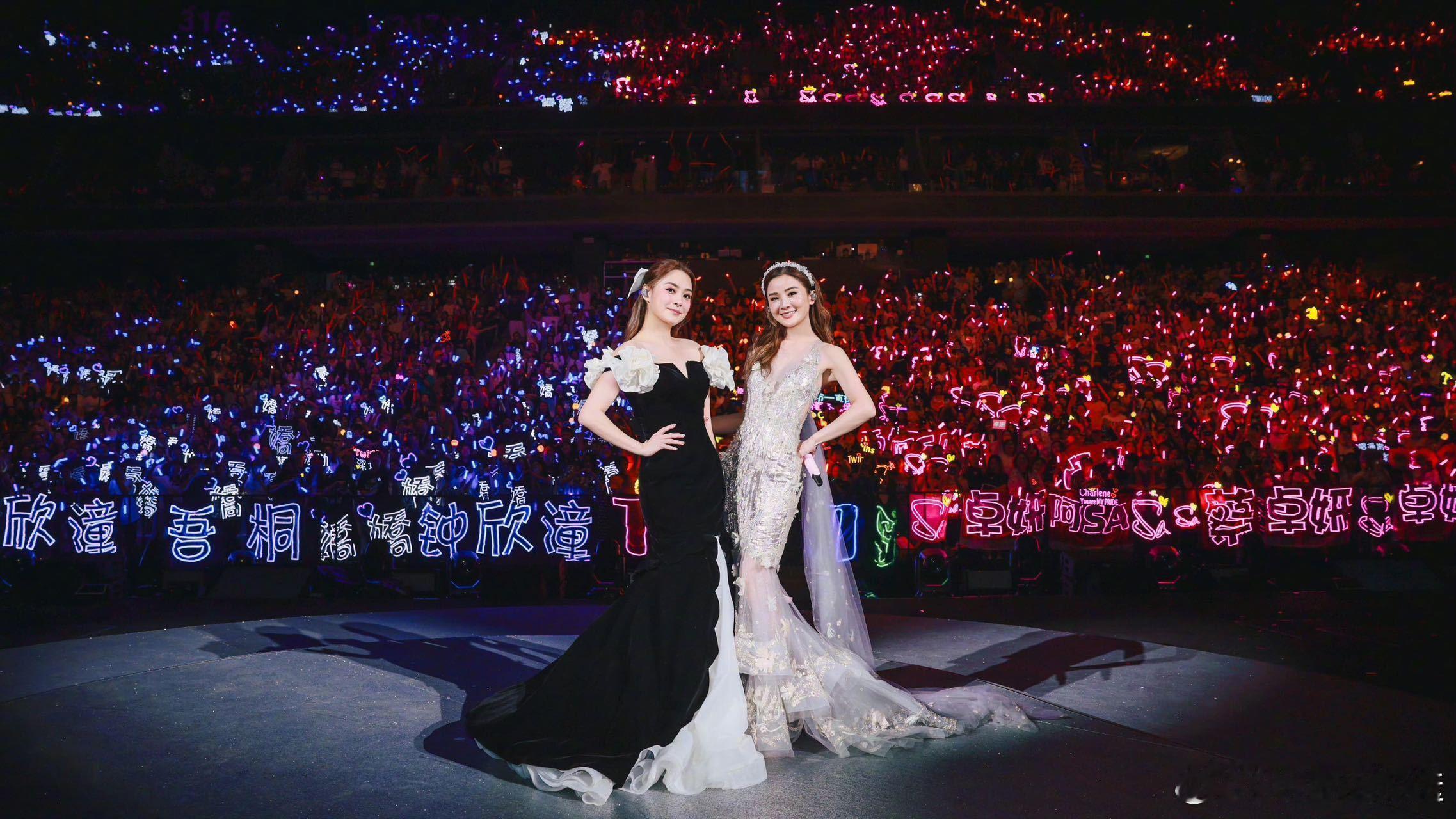 Twins演唱会官宣Twins演唱会抬上来了Twins演唱会水灵灵地安排上了！从