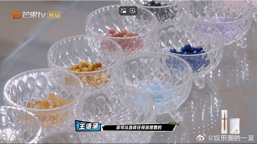 非洲人送黄子韬徐艺洋手串 救命！非洲兄妹送的手串里藏着全世界最暖的话——“你是被