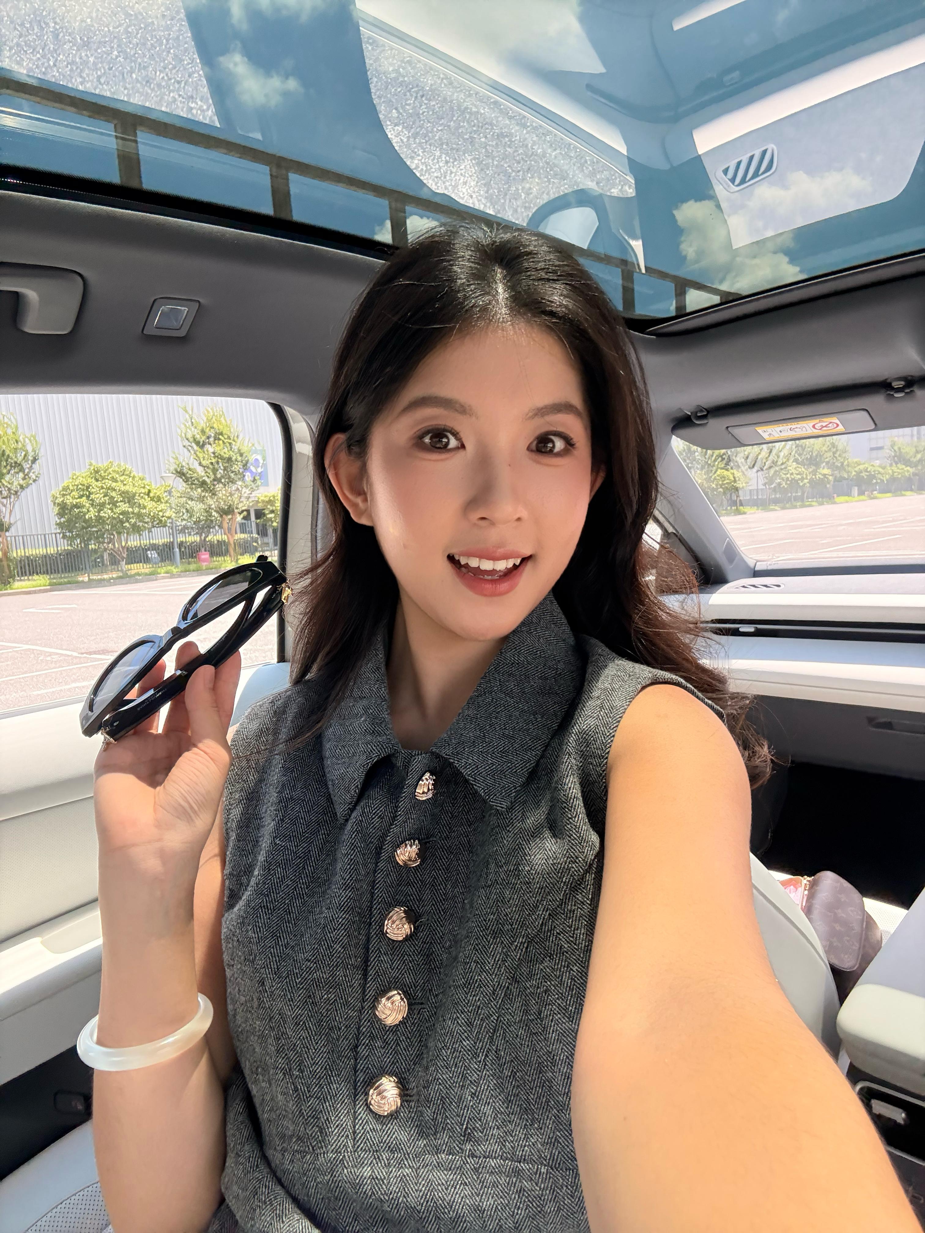 （其实最近去美黑了一下？？？） 