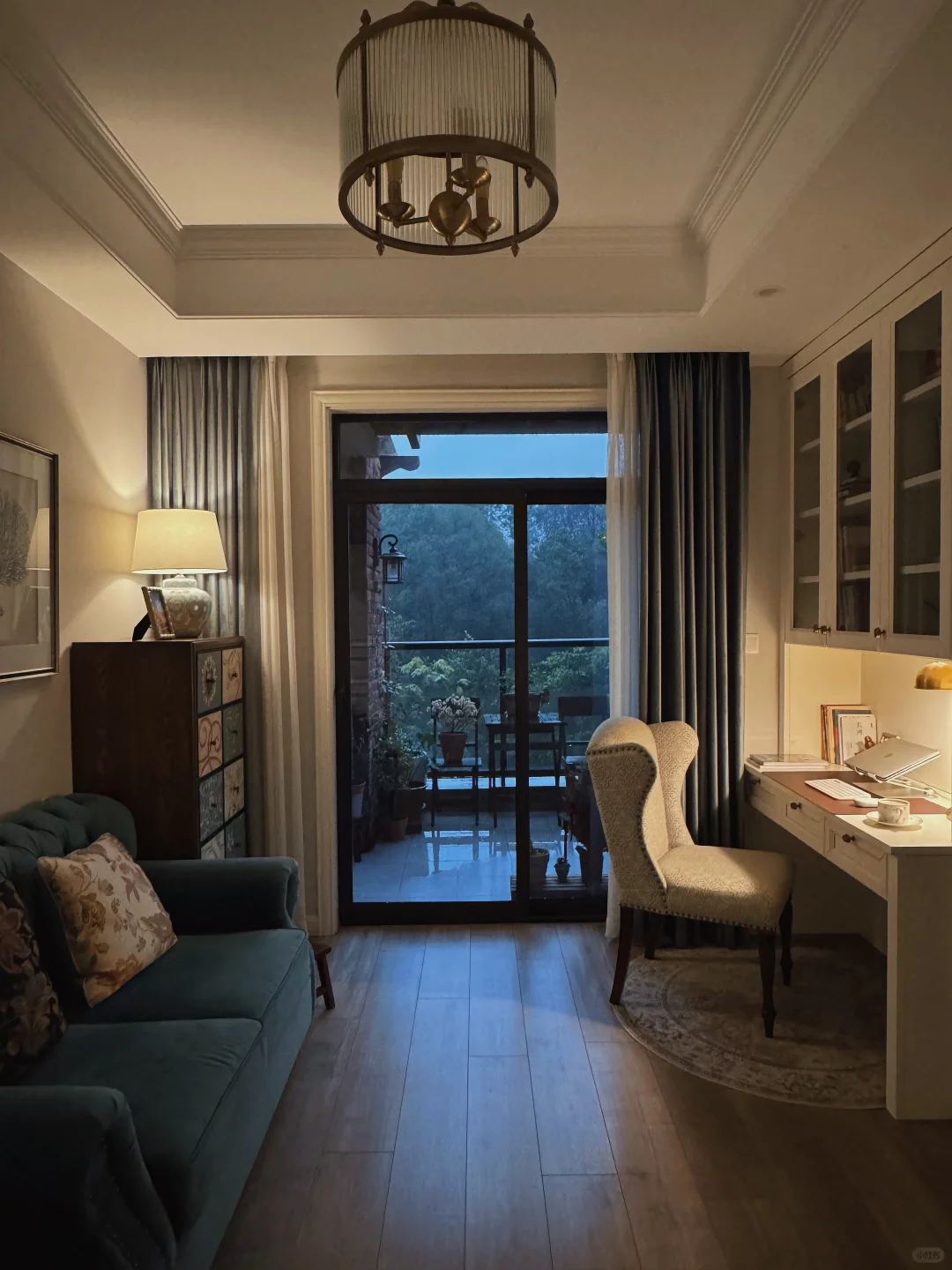 ☔️早上8点的房间