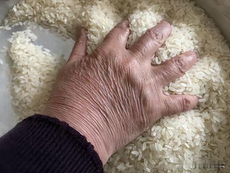 民间小妙招，驱邪避灾，保你家宅安宁
老辈人手里藏着个很少往外说的居家小法子，试过