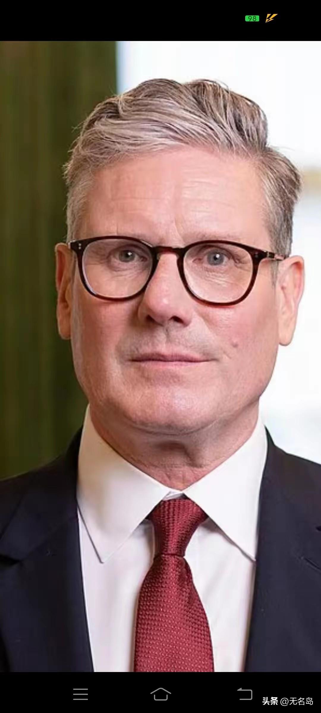 英国消息！
2026年3月30日，英国首相斯塔默宣布，他要在周一和壳牌、英国石油