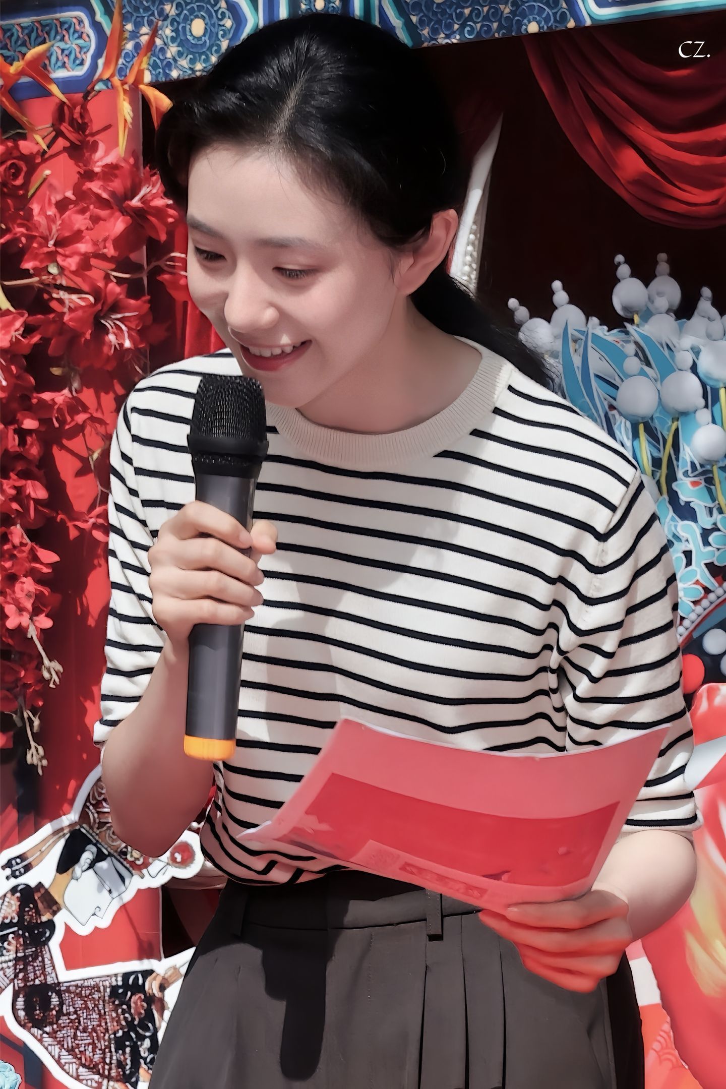 家存身上就是有一种复合又纯粹的气质 像姐姐妹妹和妈妈（🫘：一颗橙子Cz ​​​