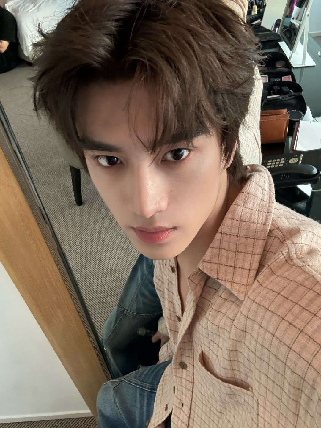 张康乐 zkl张康乐冰湖重生 “在某个不知名的角落许你岁岁平安”