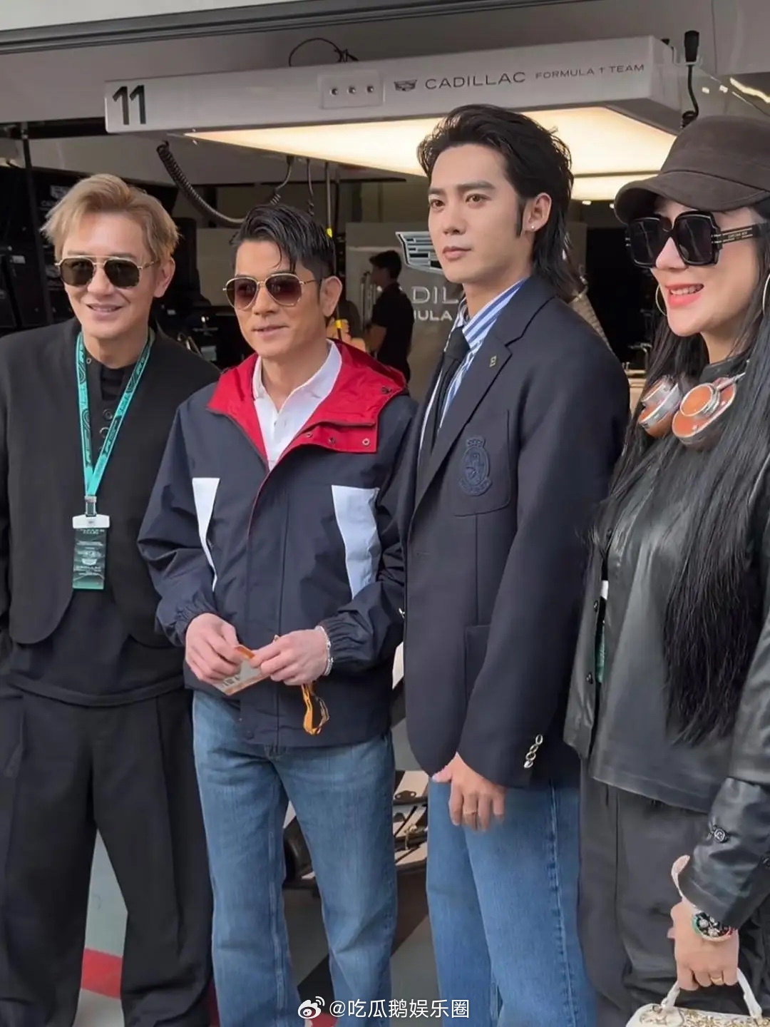 郭富城现身上海看F1赛车比赛，他真人看起来好矮，目测只有1.65米左右，身形比例