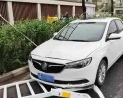 离大谱！南京唐女士预约代驾，让对方把自己新车从合肥开回南京，等拿到车开门一看，车