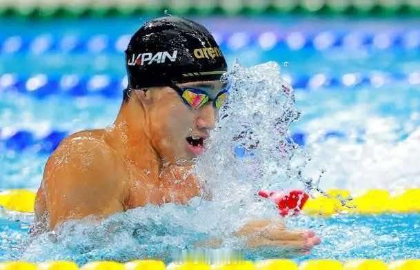 17岁大桥信打破200米蛙世界纪录亚运会男子200米蛙泳决赛举行，首次参赛的17