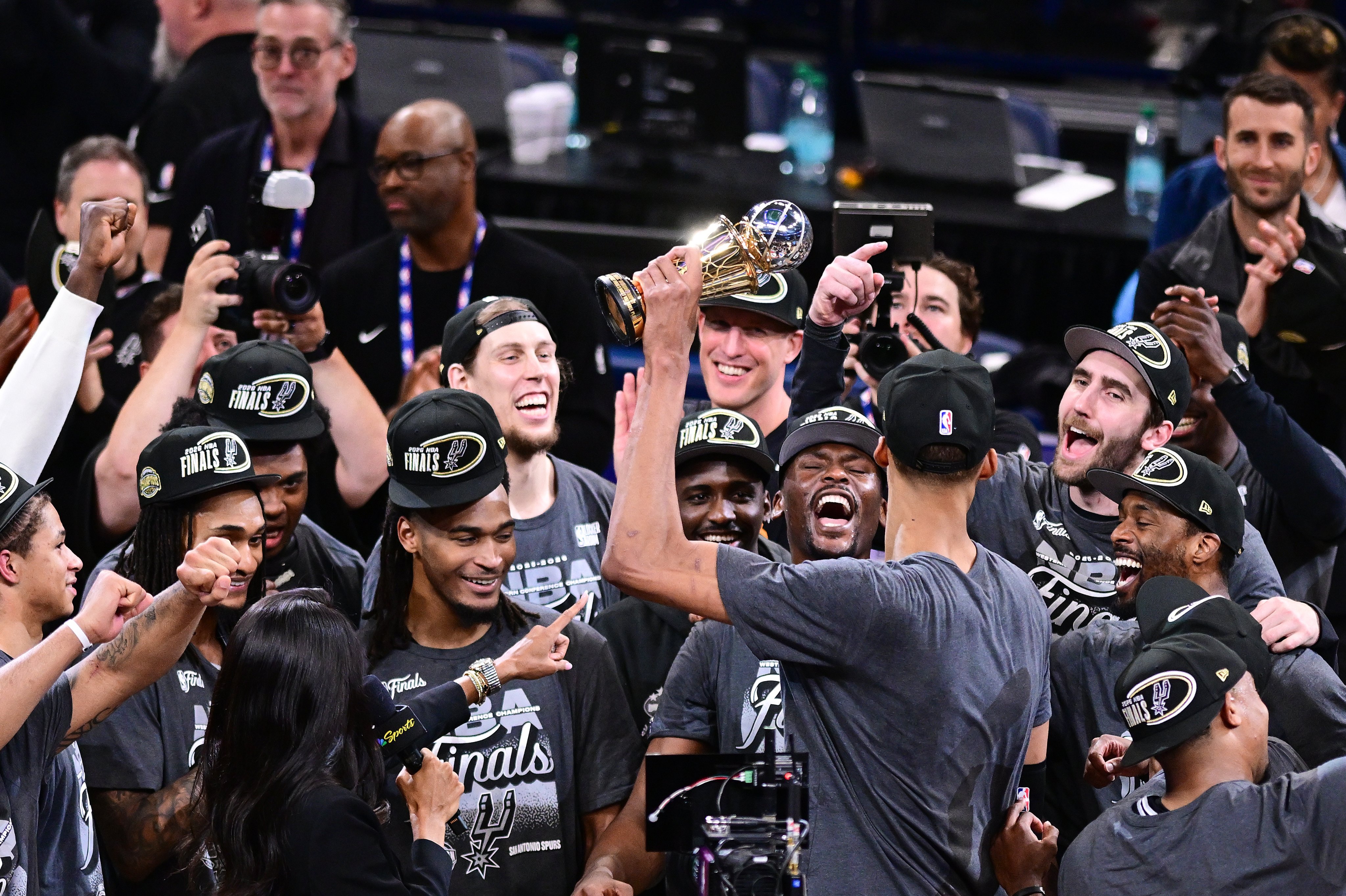 西部「新王」5月31日NBA西部决赛抢七大战，文班亚马（Victor Wemba