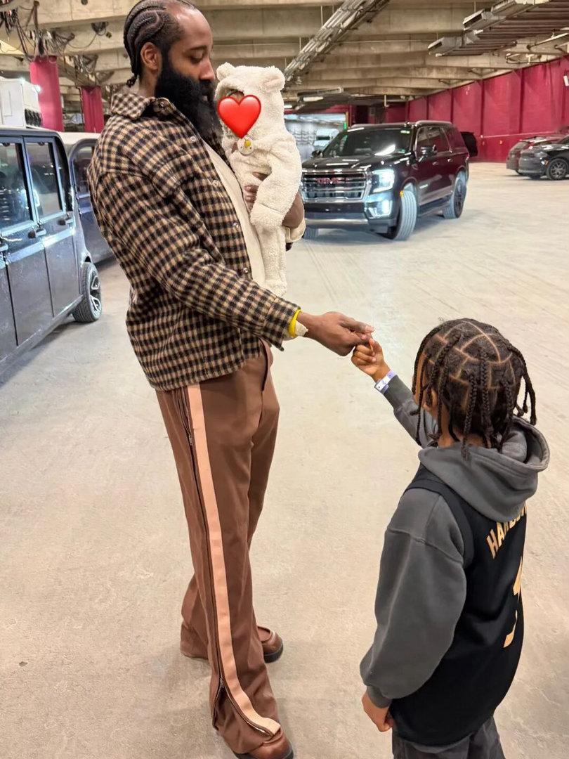 家庭和睦，儿女双全！就只差一个🏆…… 